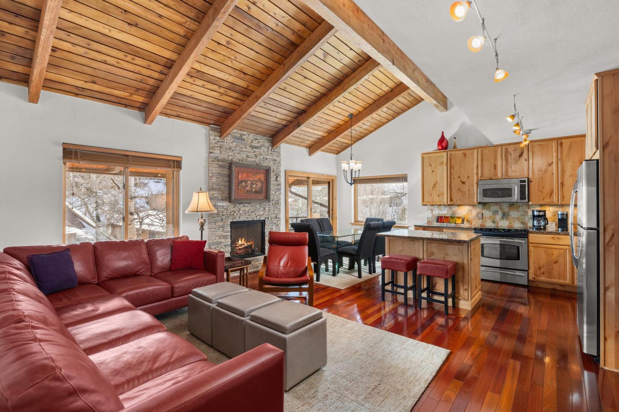 Апартаменты Seasons Four By Snowmass Vacations Сноумасс Виллидж Экстерьер фото