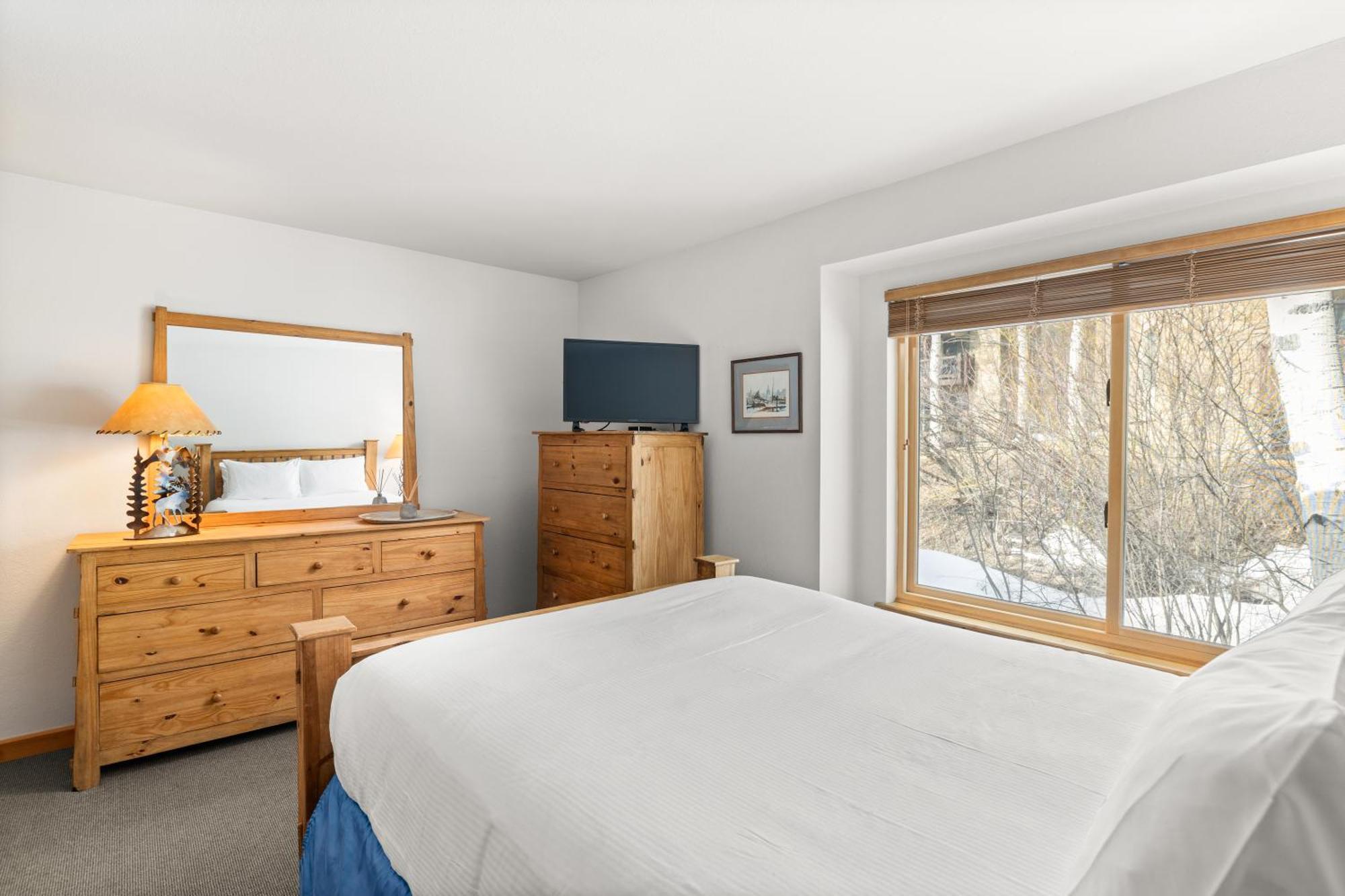 Апартаменты Seasons Four By Snowmass Vacations Сноумасс Виллидж Экстерьер фото
